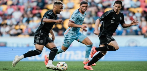 prognostika-stoixima-NEW-YORK-CITY